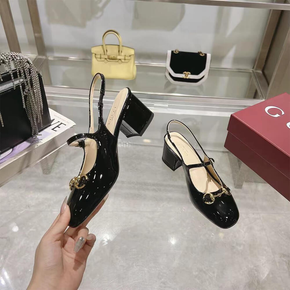Gvc*1 Women’s Horsebit pump