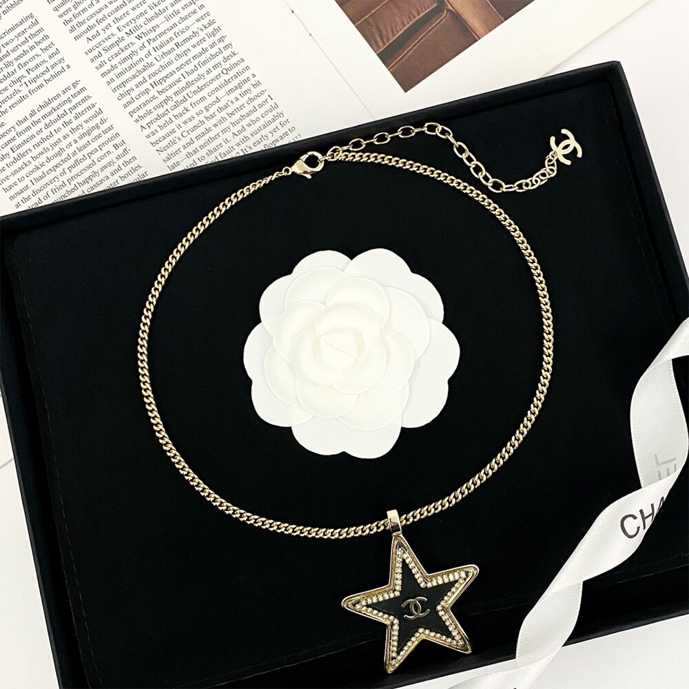 Ch**el Necklace