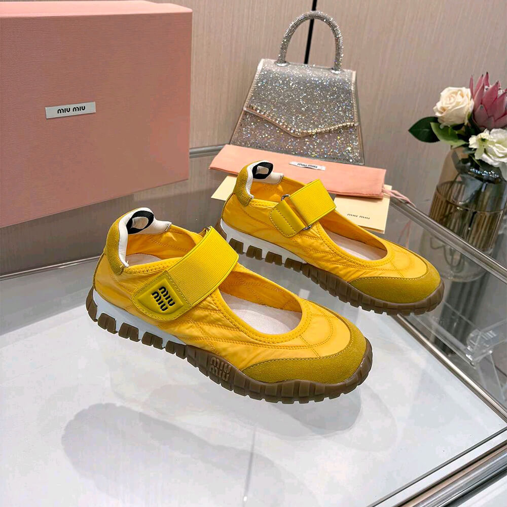 M1um1u ballet flats