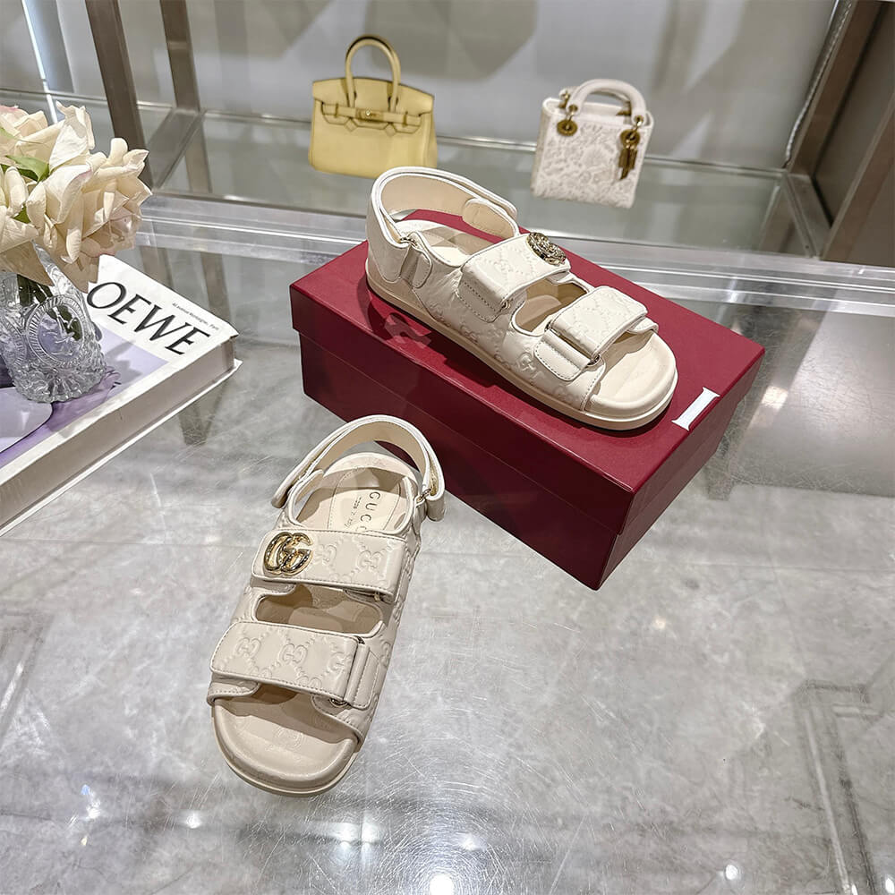 Gvc*1 Women’s sandal with Double G