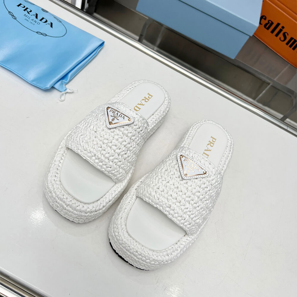 Pra*a Crochet flatform slides