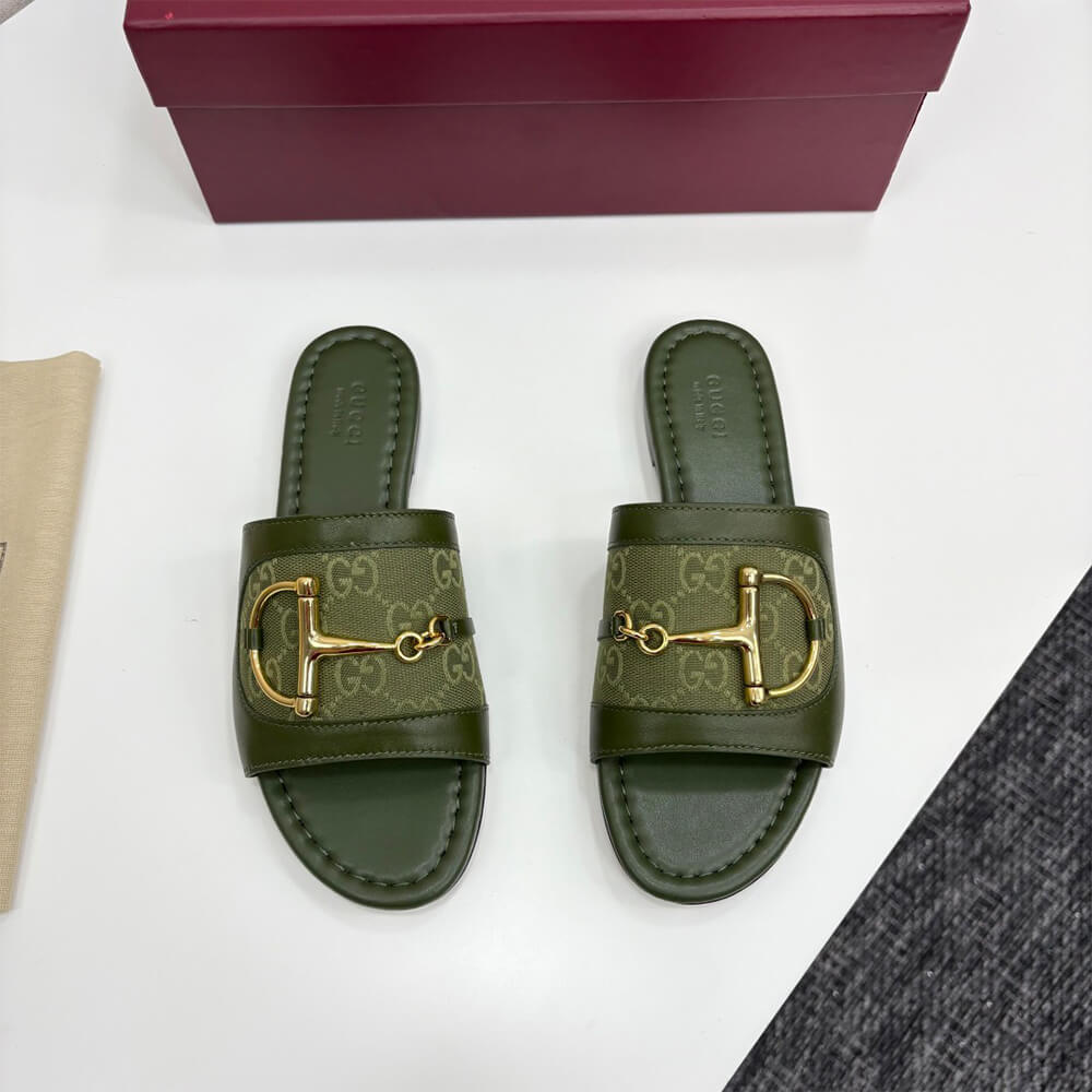Gvc*1 Women’s slide sandal with Horsebit