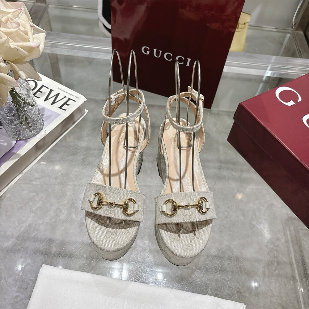 Gvc*1 Women’s Horsebit flatform sandal