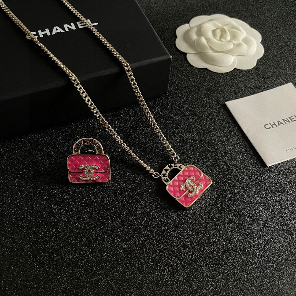 Ch**el Necklace