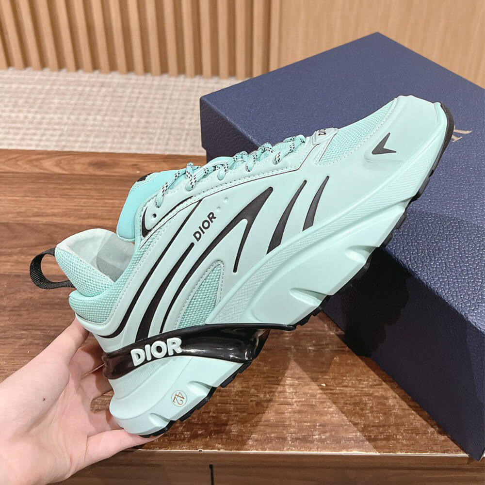 D10r B44 Blade Sneaker