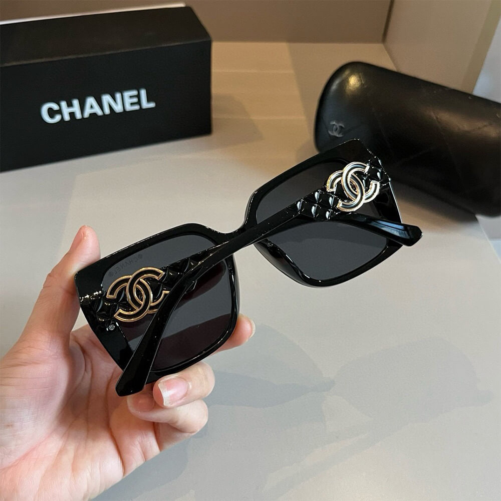 Ch**el SUNGLASSES