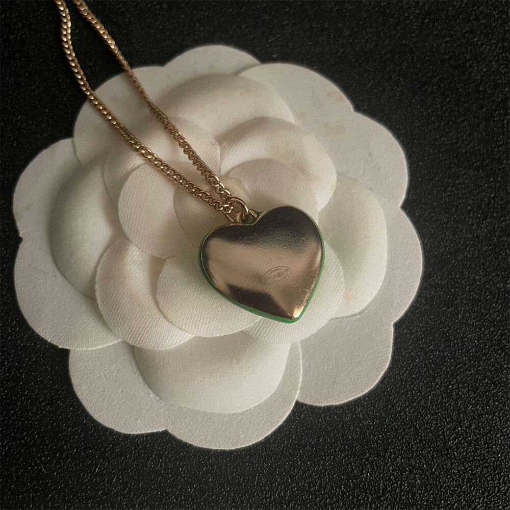 Ch**el Necklace