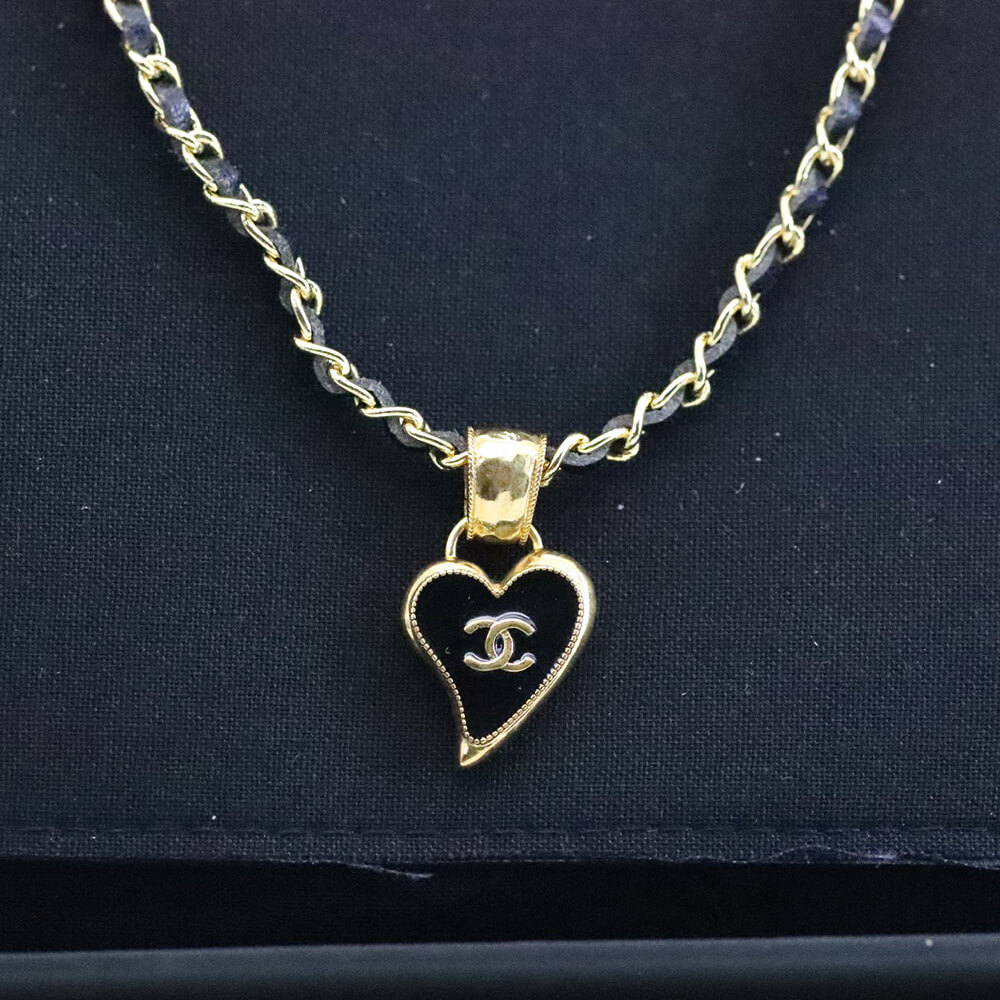Ch**el Necklace