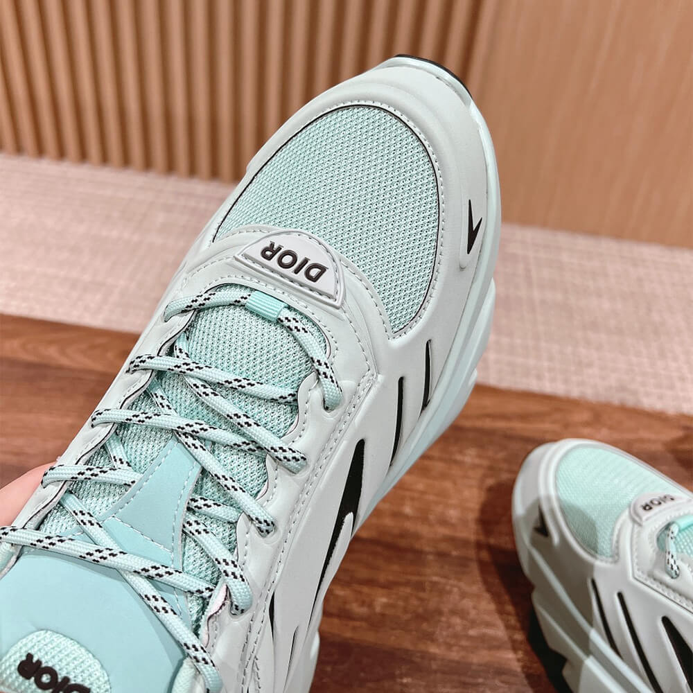 D10r B44 Blade Sneaker