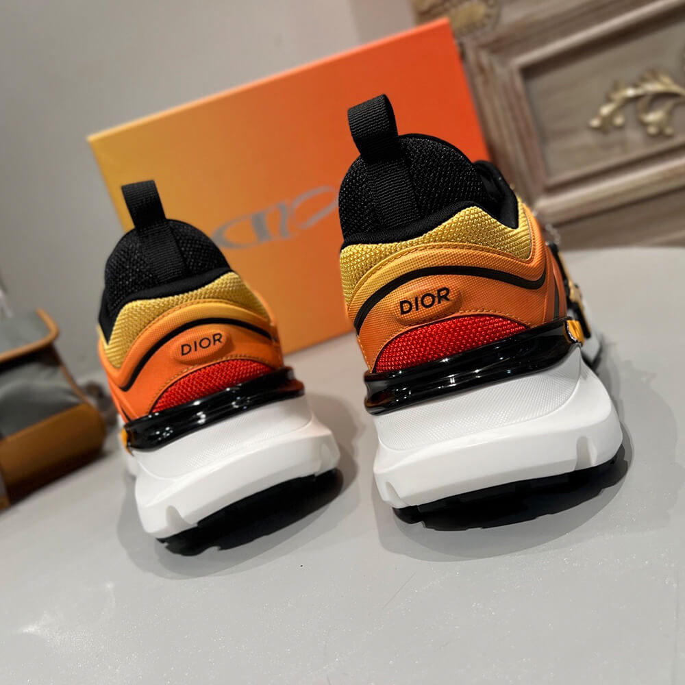 D10r  B44 Blade Sneaker