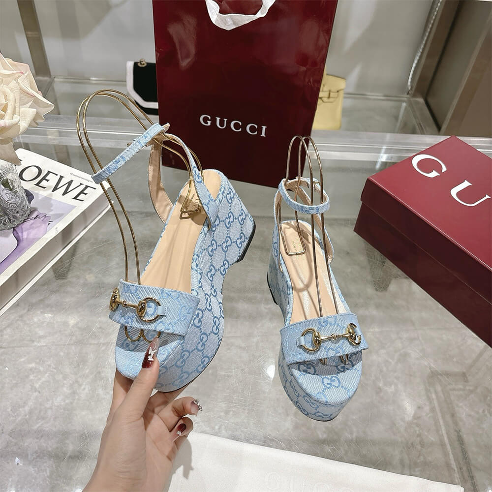 Gvc*1 Women’s Horsebit flatform sandal