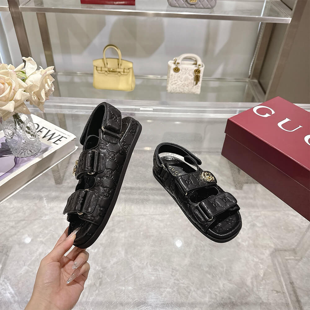 Gvc*1 Women’s sandal with Double G