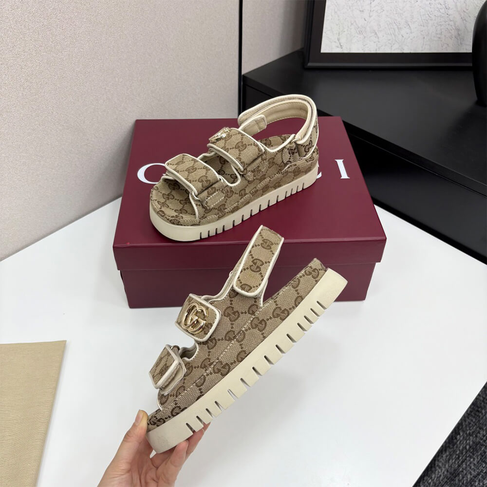 Gvc*1 Women’s sandal with Double G