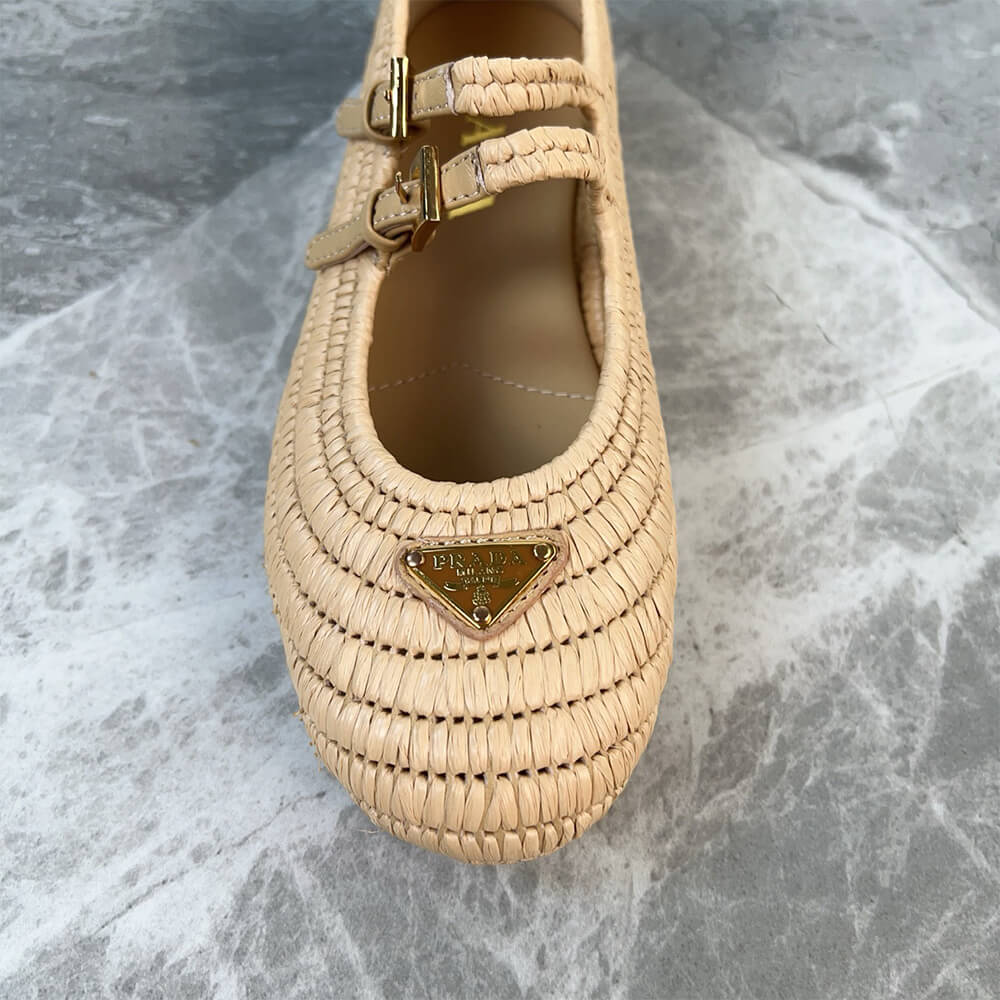 Pra*a Crochet ballerinas