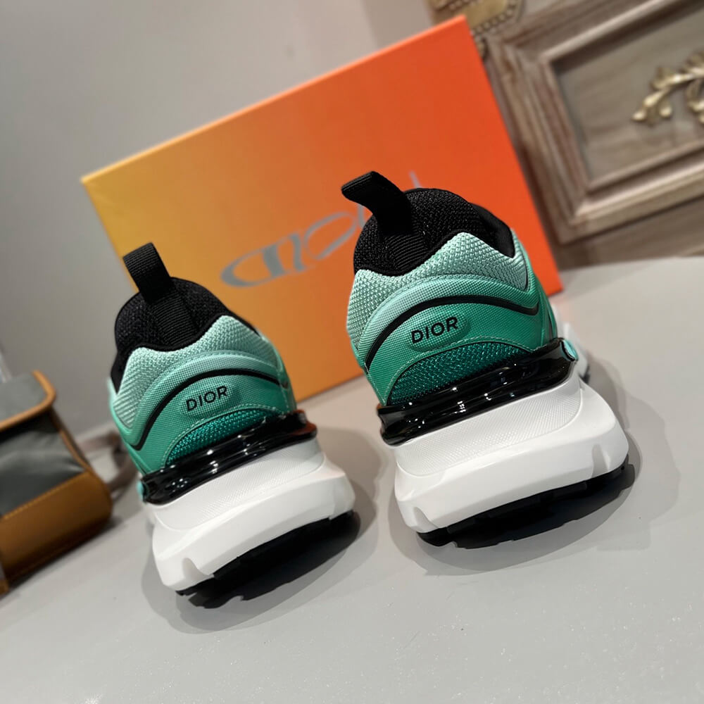 D10r  B44 Blade Sneaker