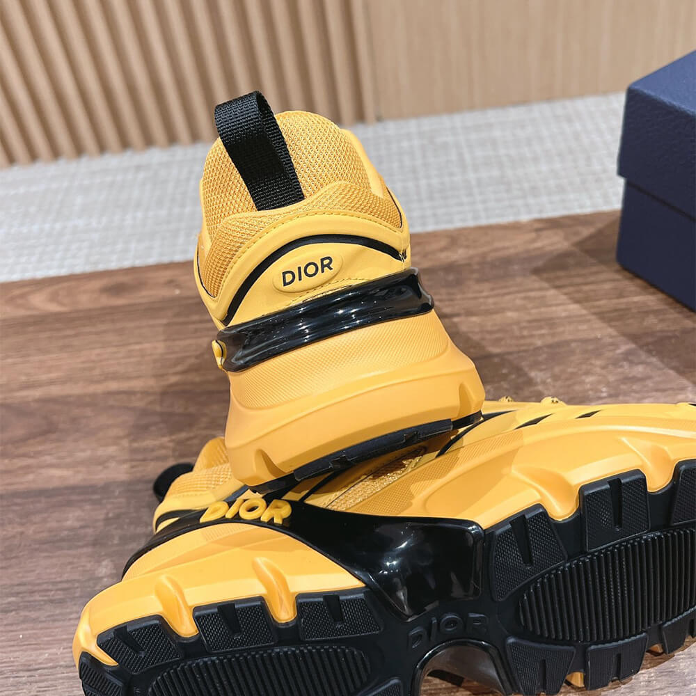 D10r  B44 Blade Sneaker