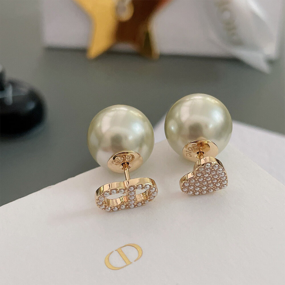 D10r EARRINGS