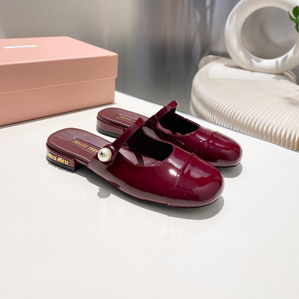 M1um1u Mary Jane pumps