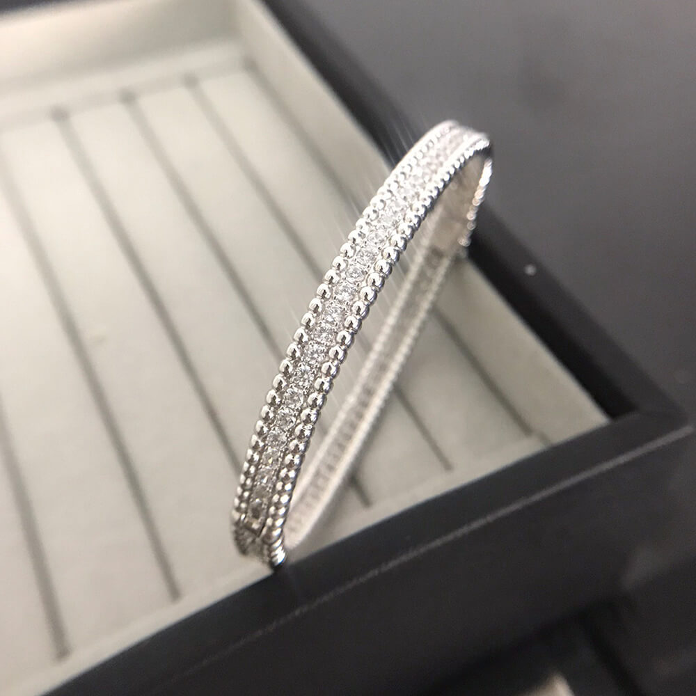 V*n Cl**f & Arpels Perlée D1am0nds bracelet, 1 row, medium model