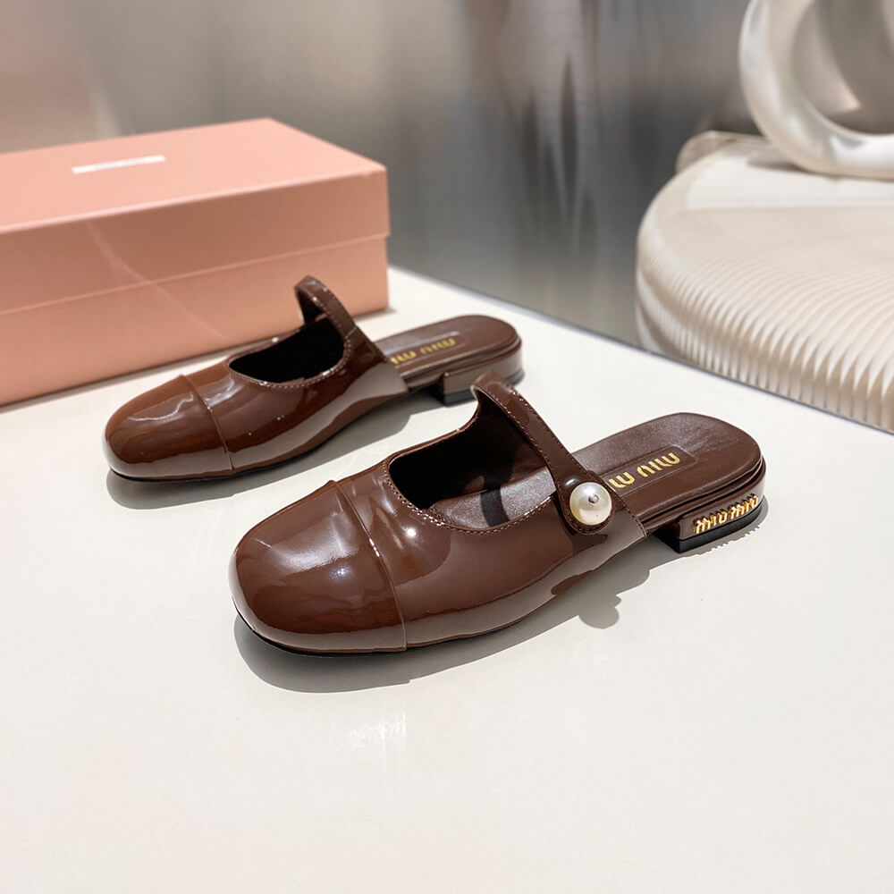 M1um1u Mary Jane pumps