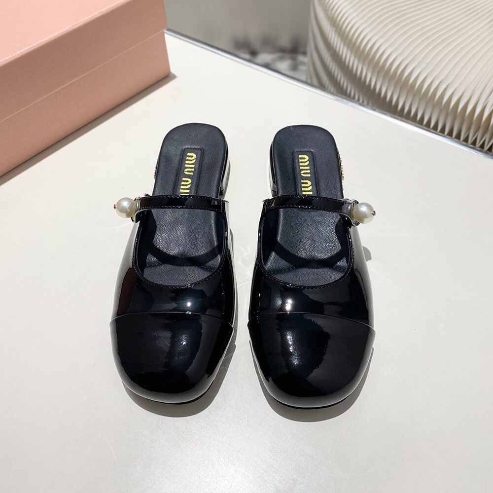 M1um1u Mary Jane pumps