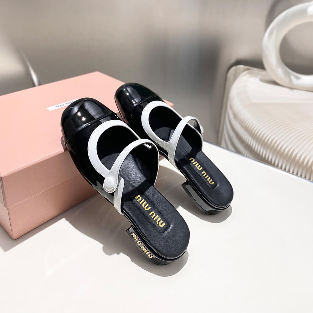 M1um1u Mary Jane pumps
