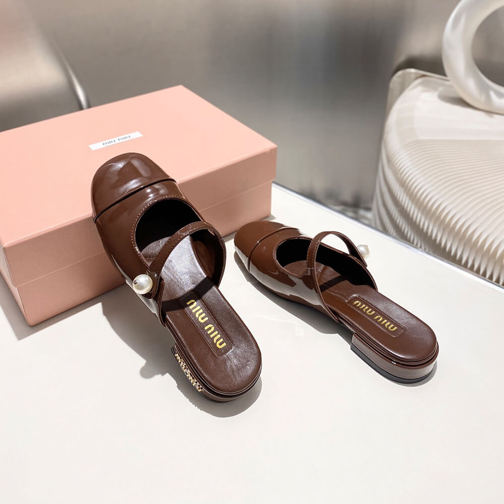 M1um1u Mary Jane pumps