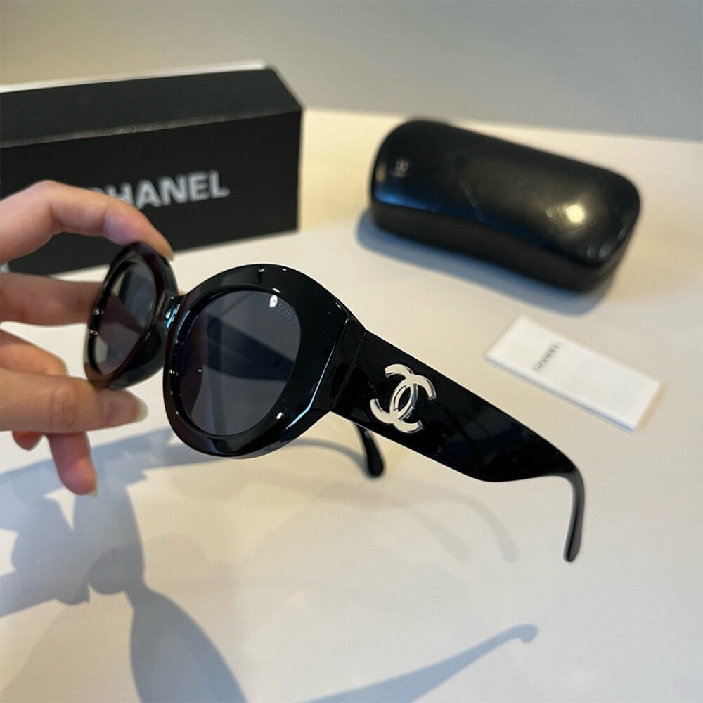 Ch**el SUNGLASSES