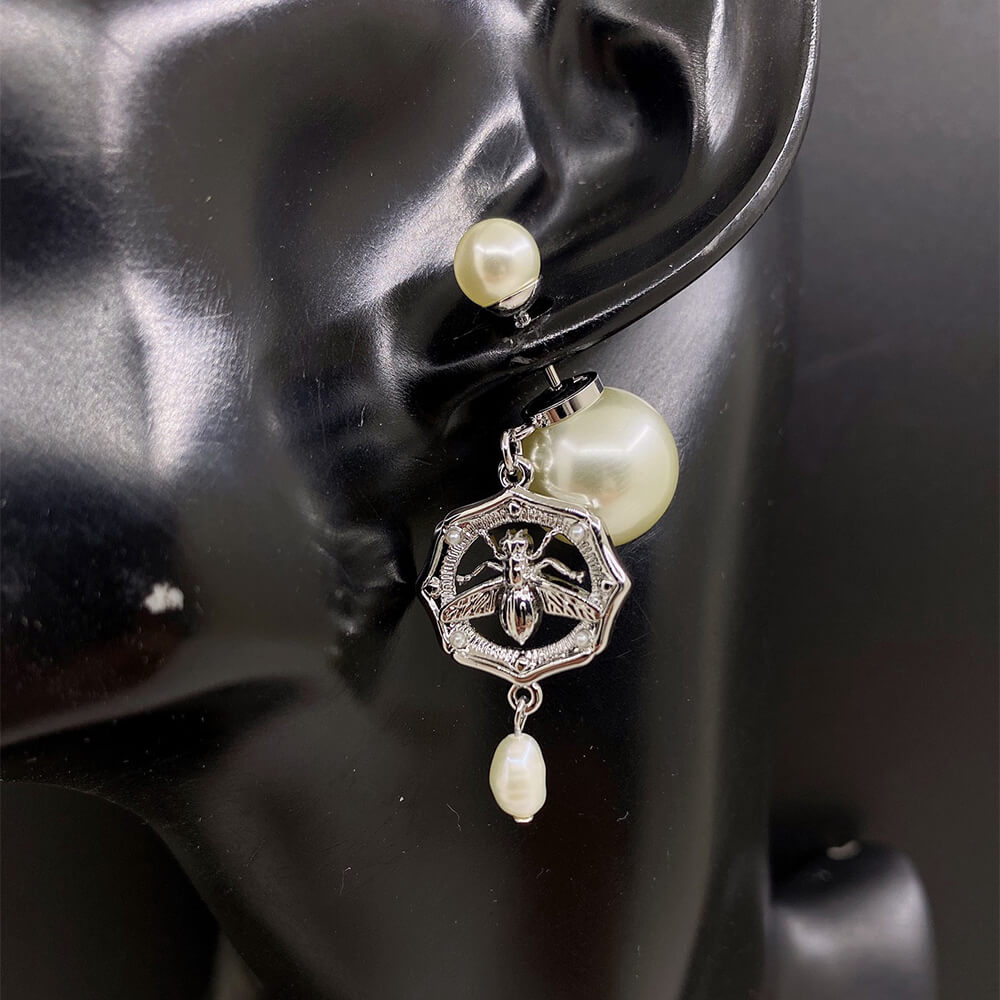 D10r EARRINGS