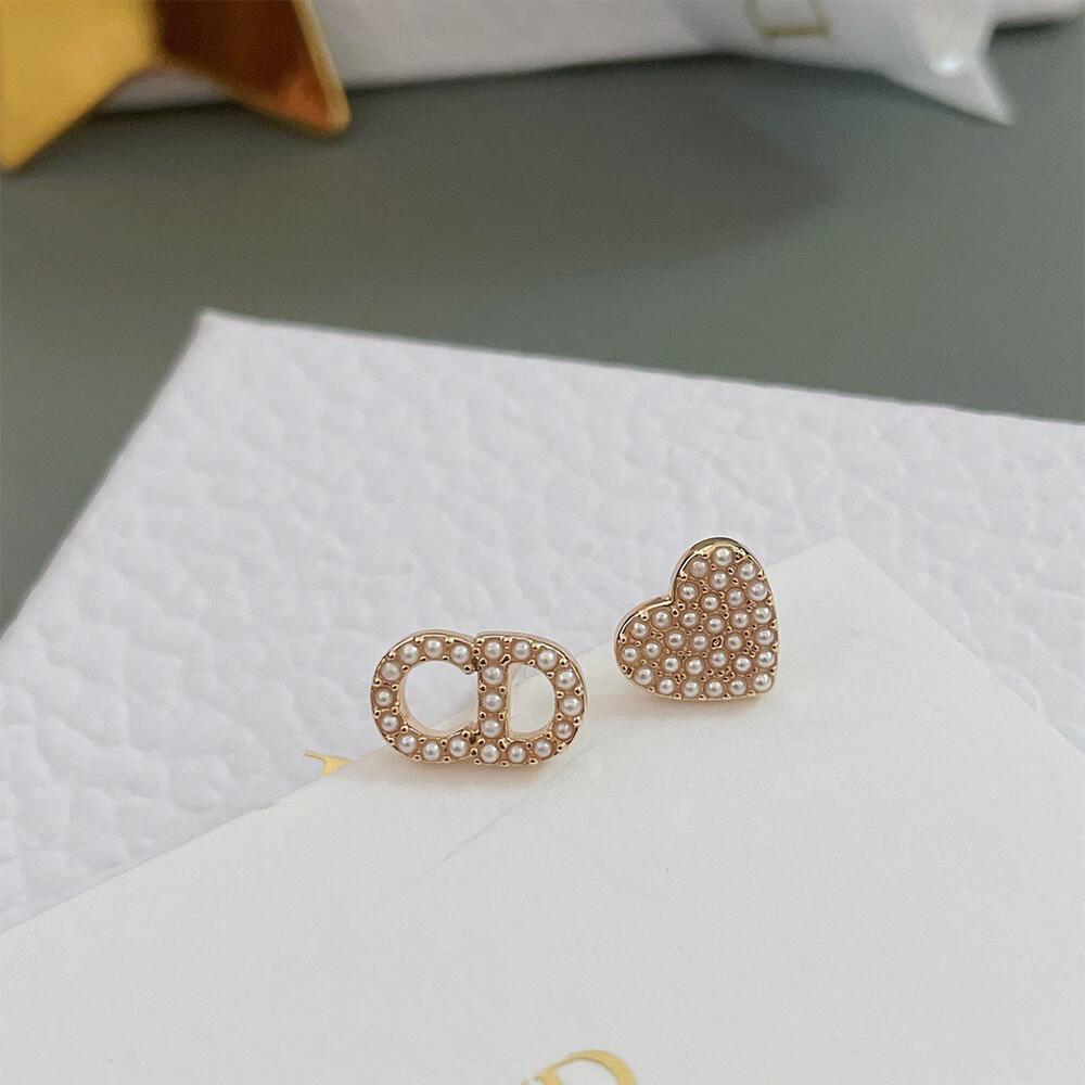 D10r EARRINGS