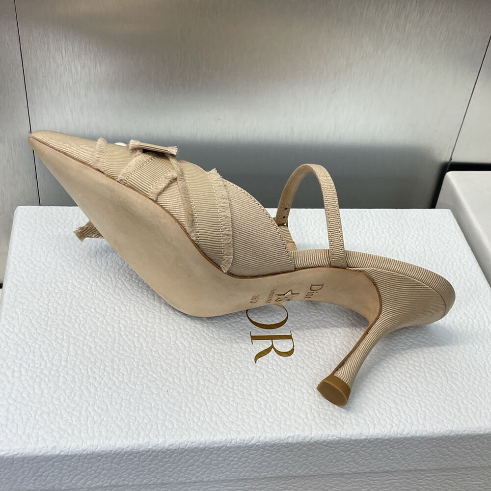 D10r AD10rable Heeled Mule