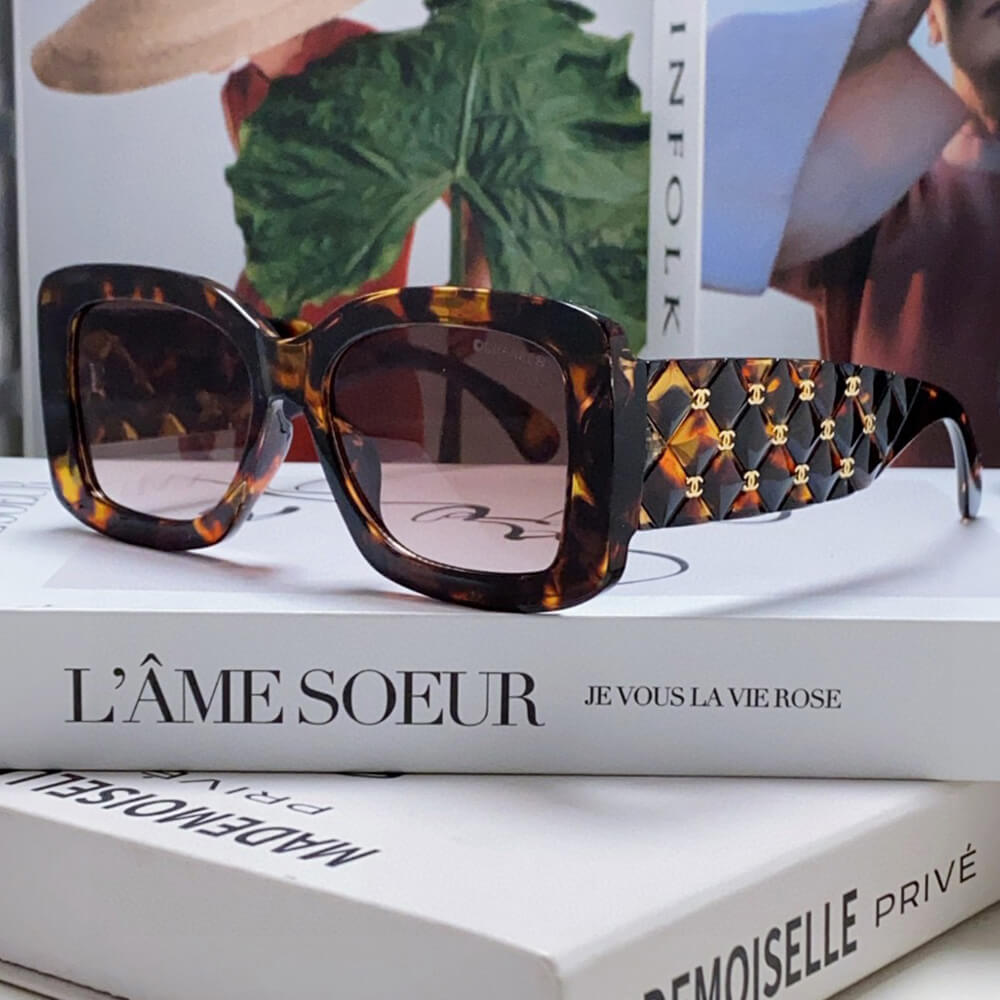 Ch**el SUNGLASSES