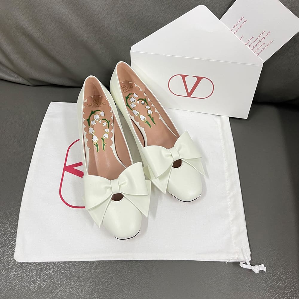 Va1e*ntin0 BOWOW sheepskin high heels (heel height 4.5 cm)