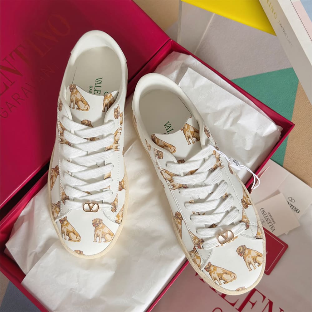 Va1e*ntin0 ROYCO Women’s ‘LE CHAT DE LA Ma1s0n’ Patterned Soft Calfskin Sneakers