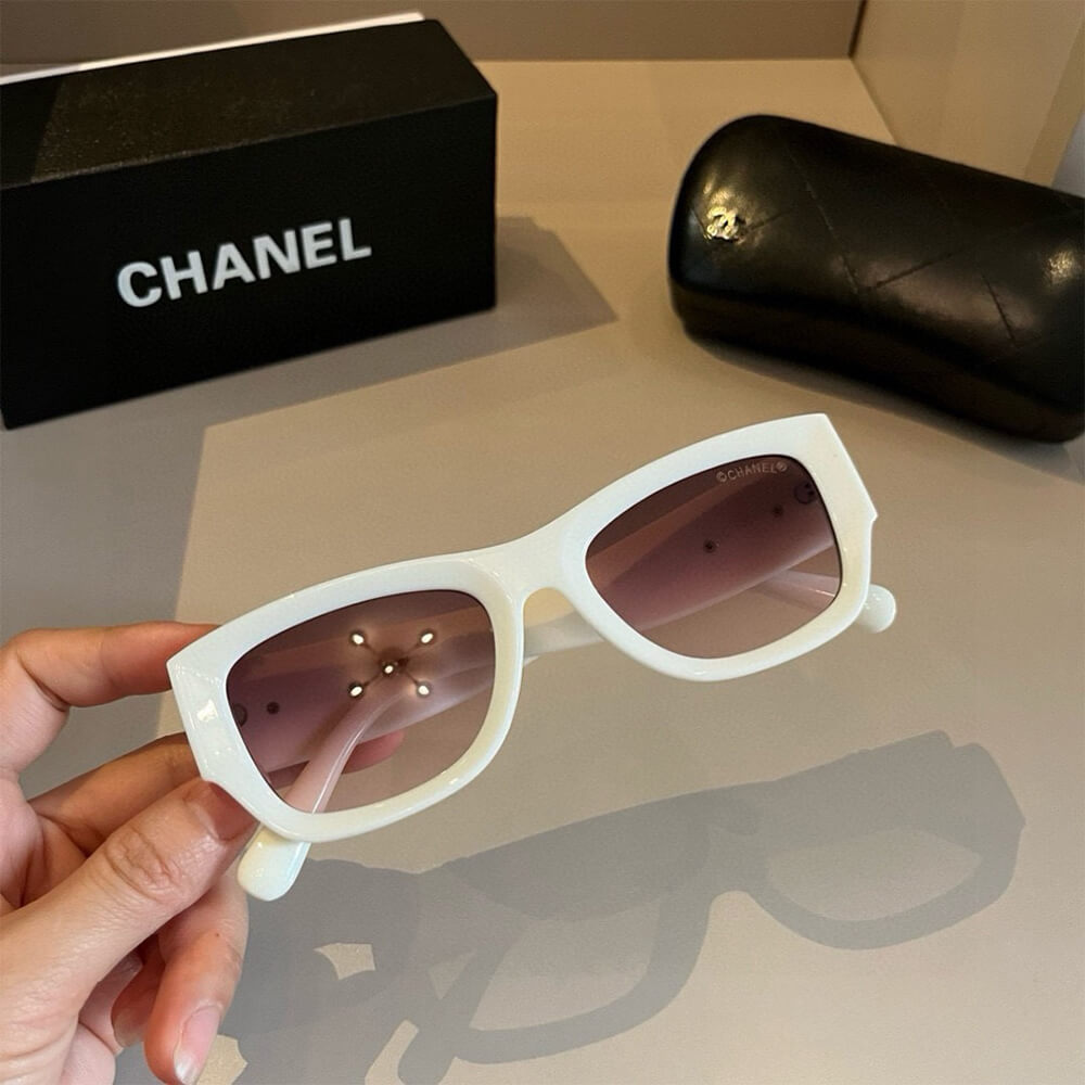Ch**el SUNGLASSES