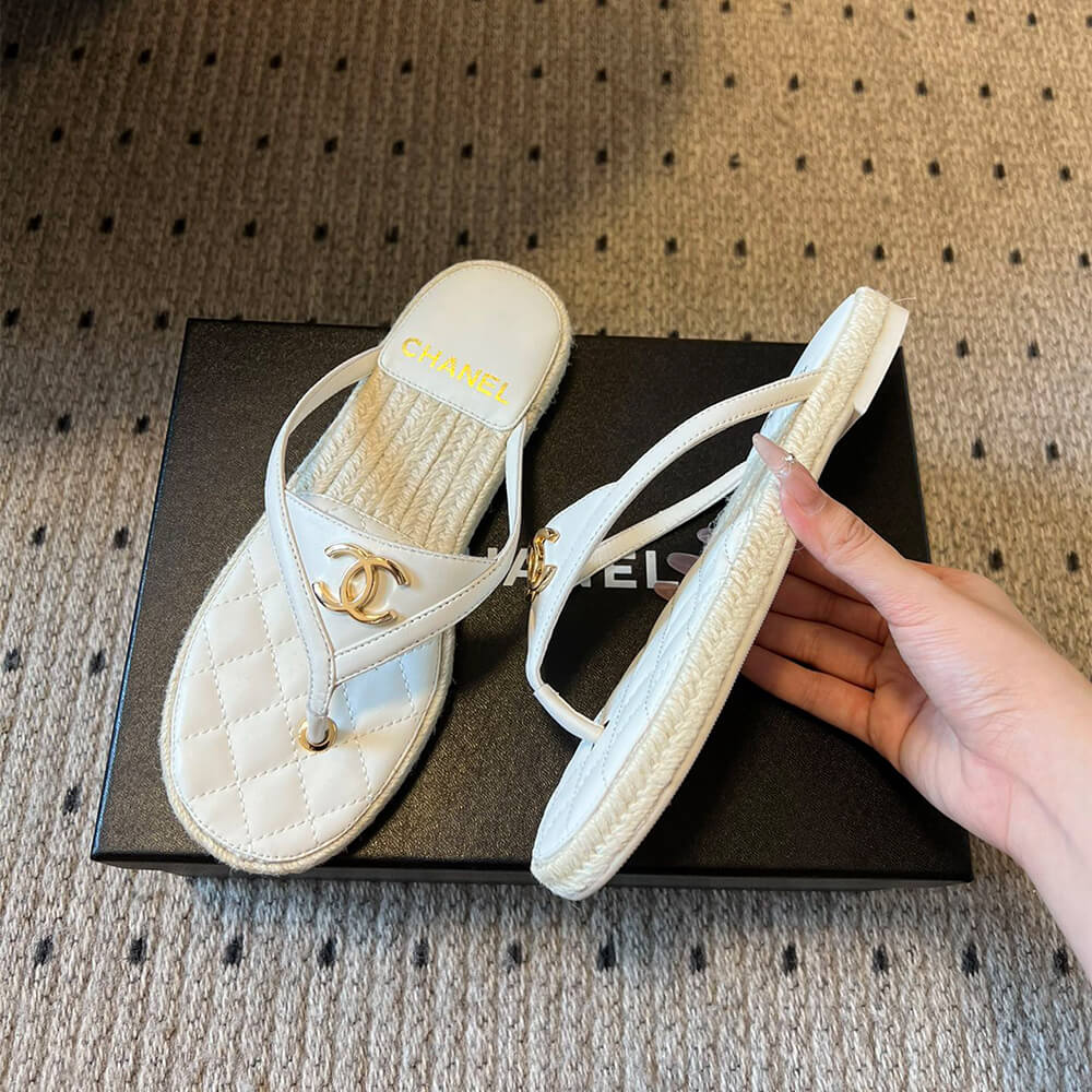 Ch**el Thongs