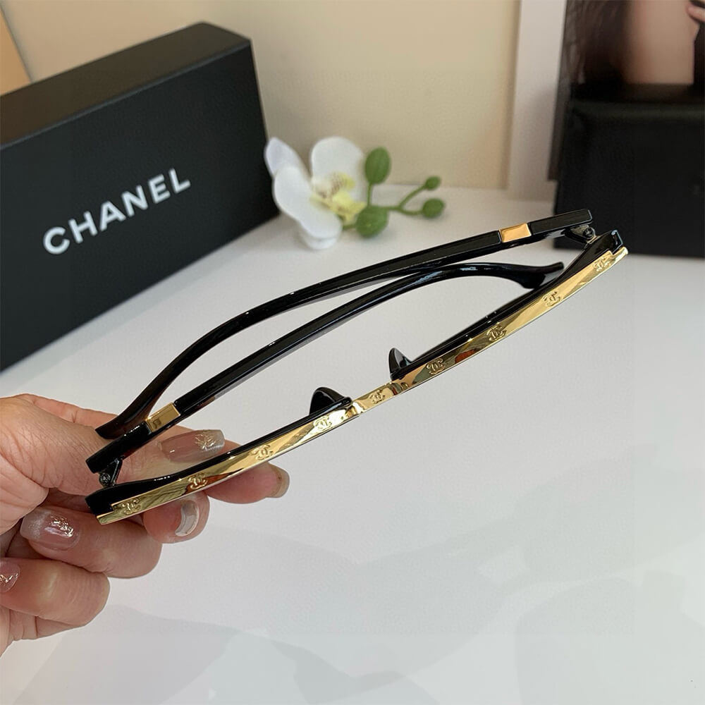 Ch**el SUNGLASSES