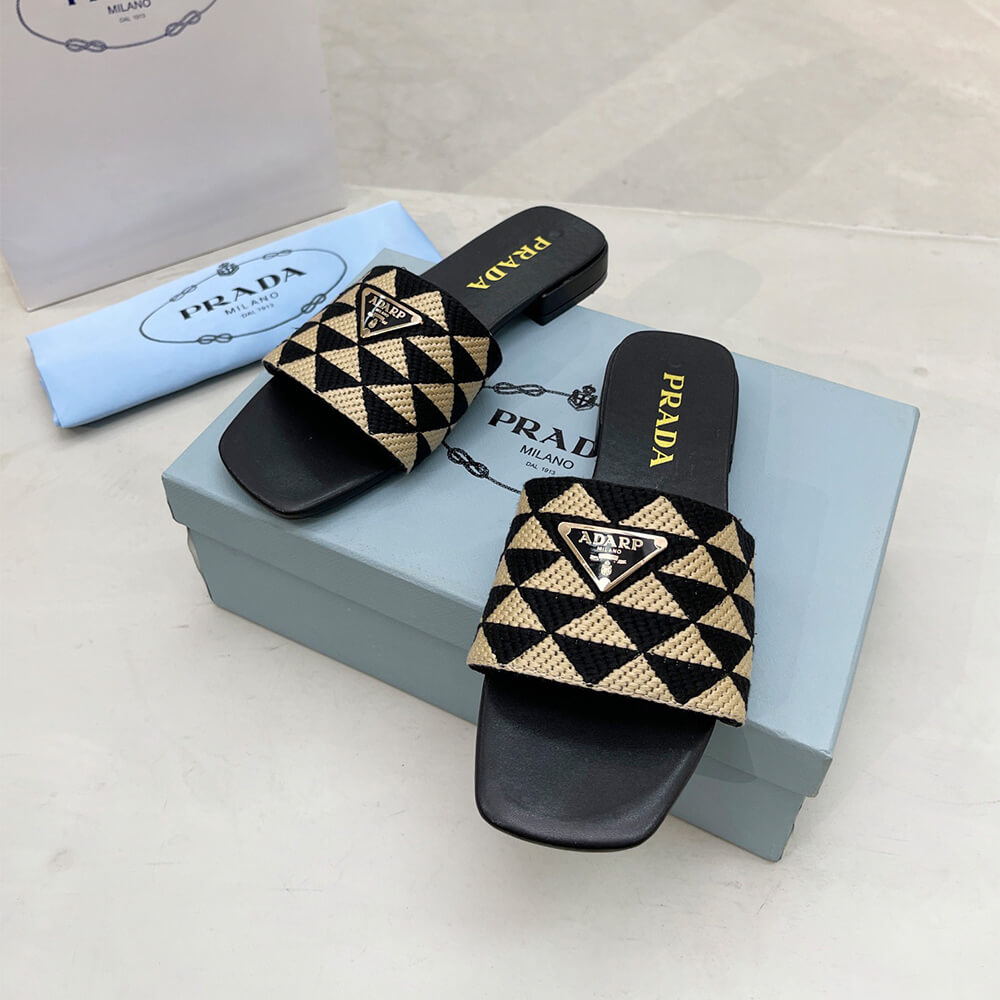 Pra*a Embroidered fabric slides