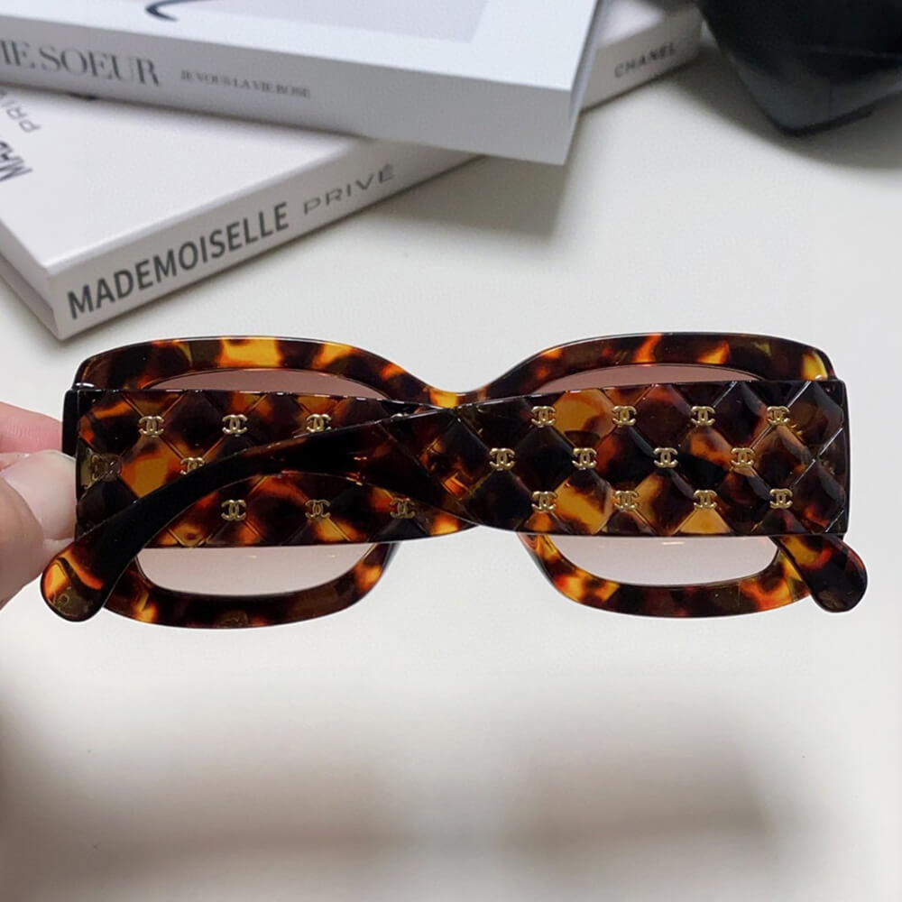 Ch**el SUNGLASSES