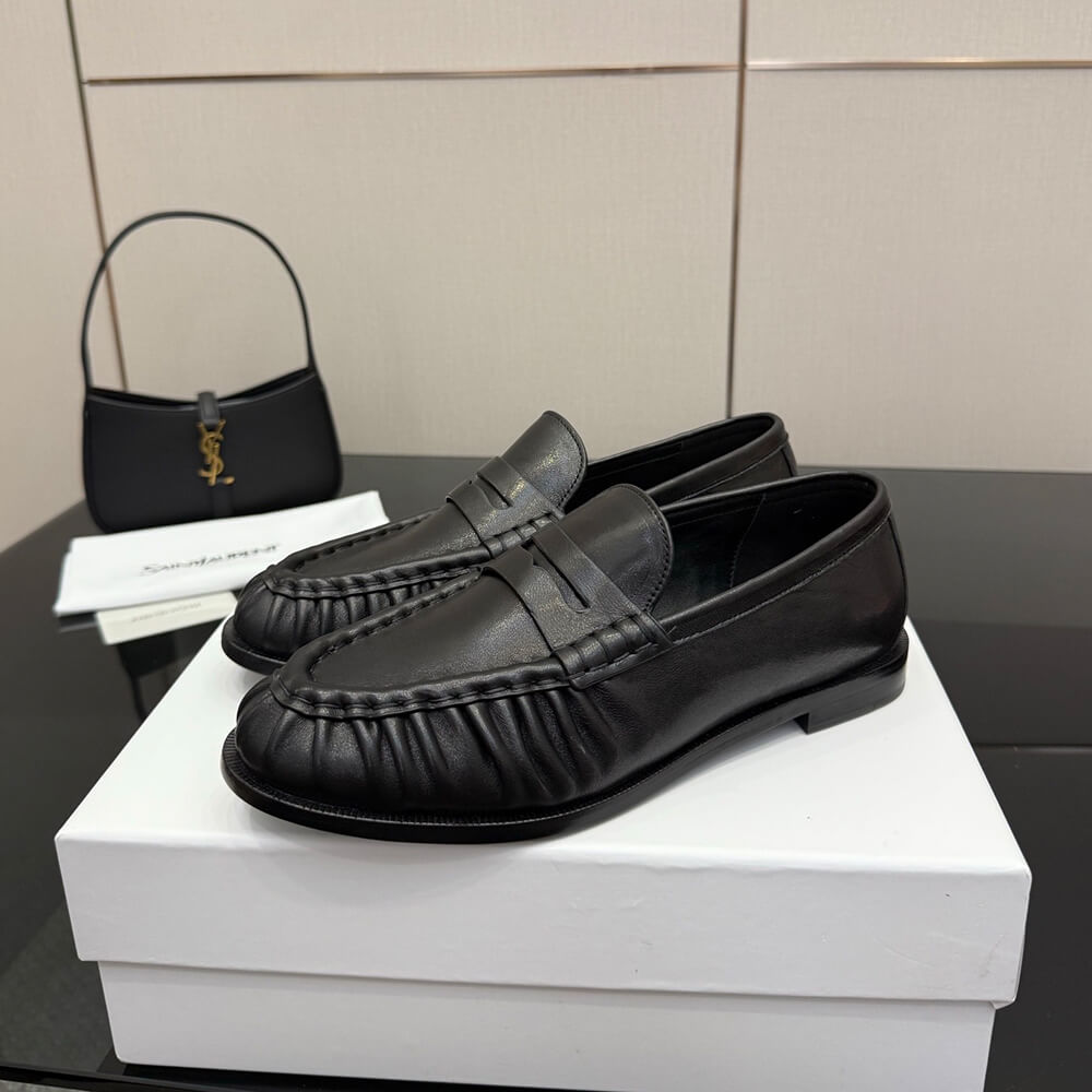 Y51 LE LOAFER S*pple in shiny leather