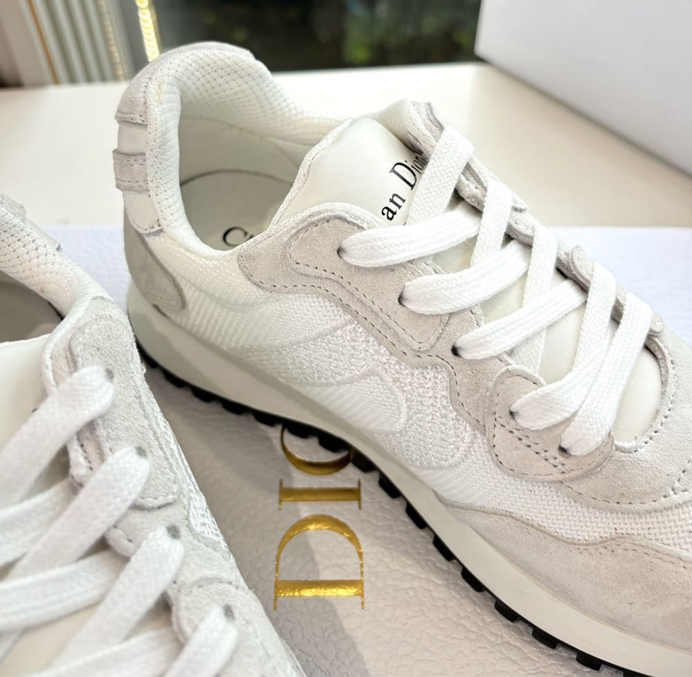 C’est D10r Sneaker