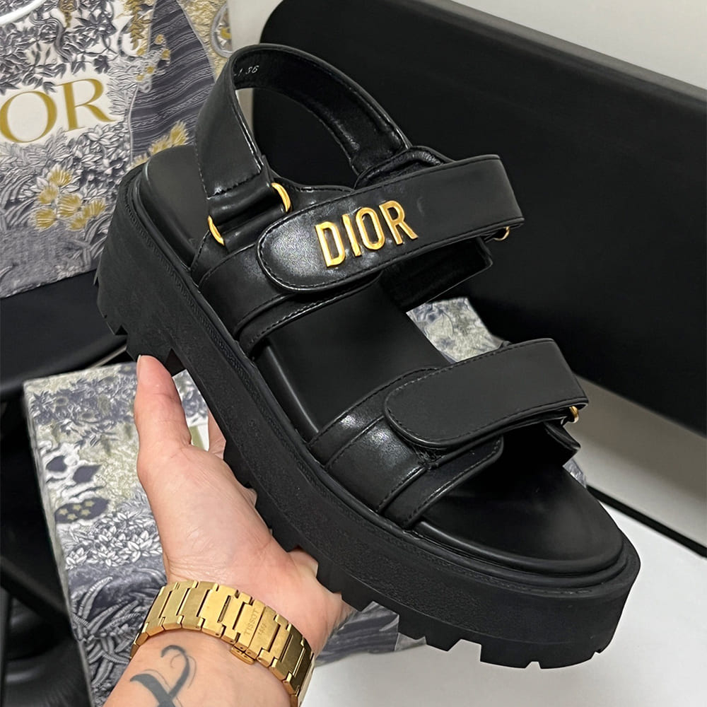 D10ract Platform Sandal