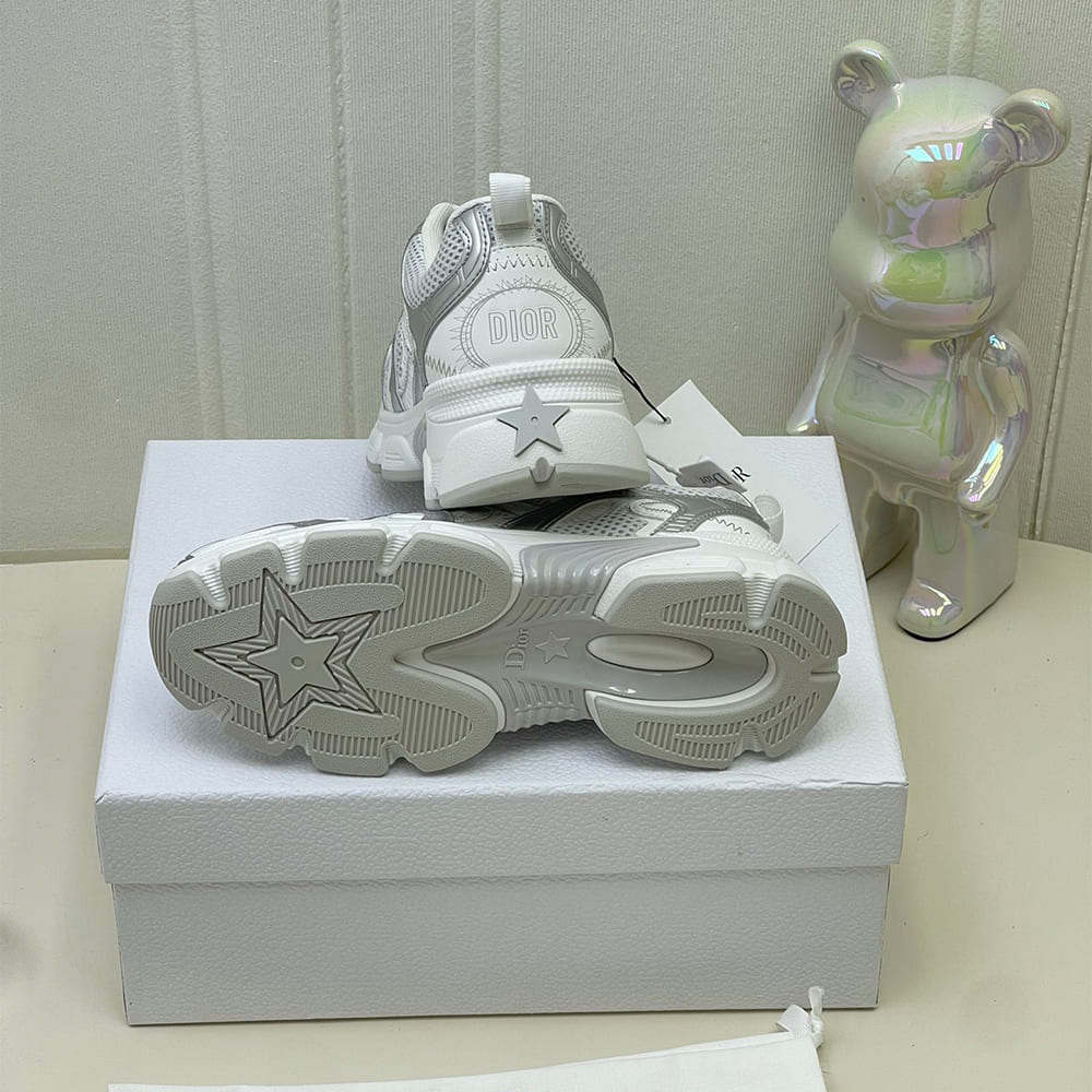 D10r Chrono Sneaker