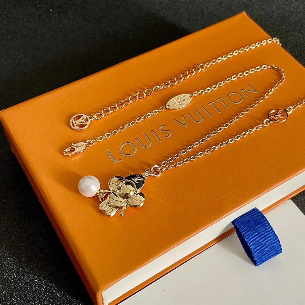 LV necklace