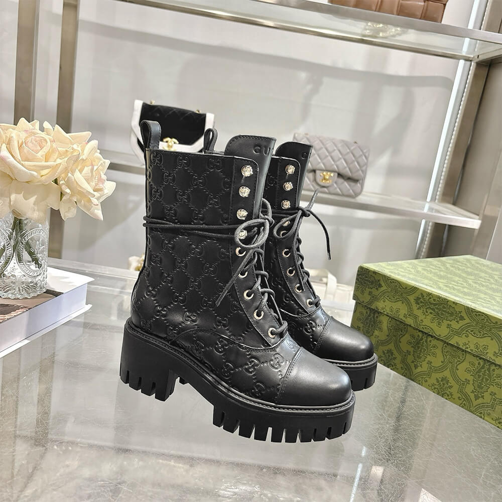 Gvc*1 Women’s lace-up ankle boot with GG
