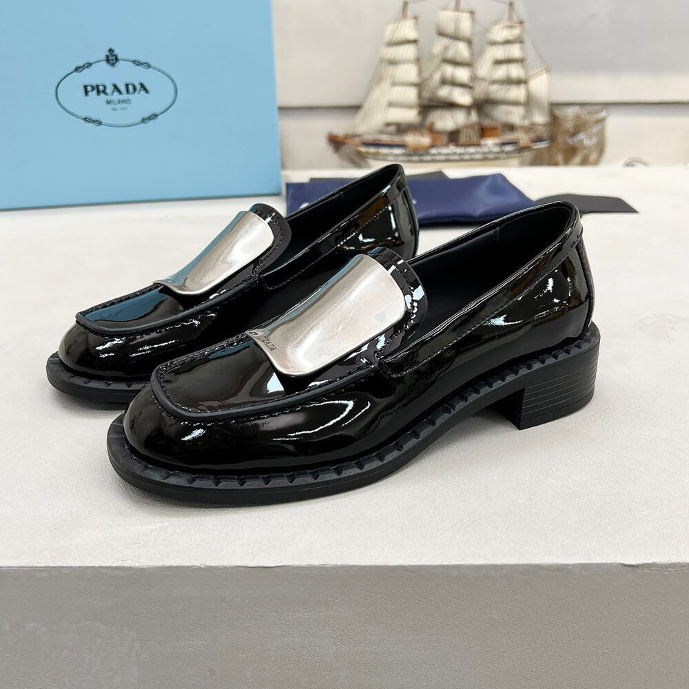Pra*a loafers