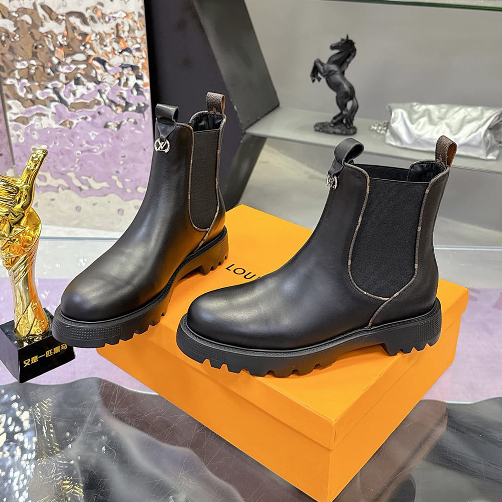 LV District Chelsea Ankle Boot