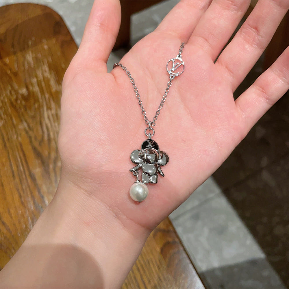 LV necklace