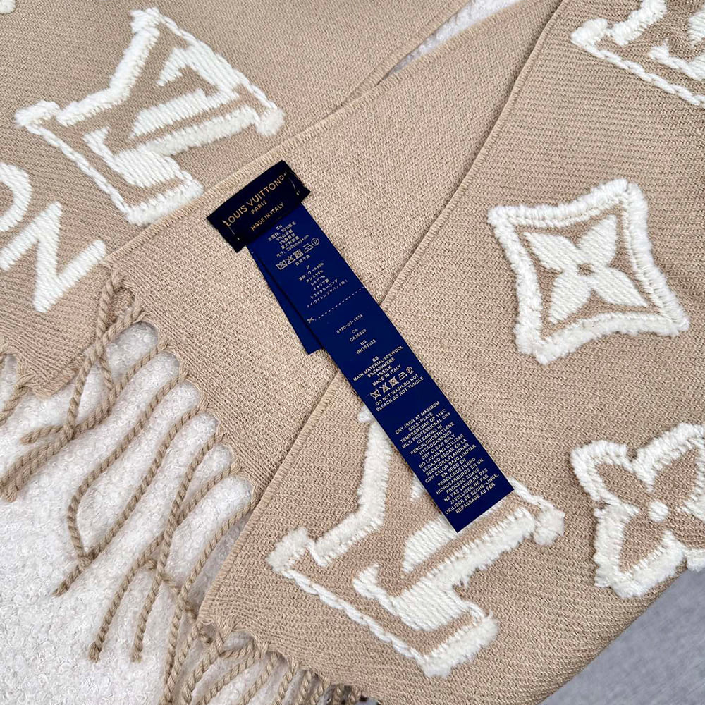 LV 3D Scarf