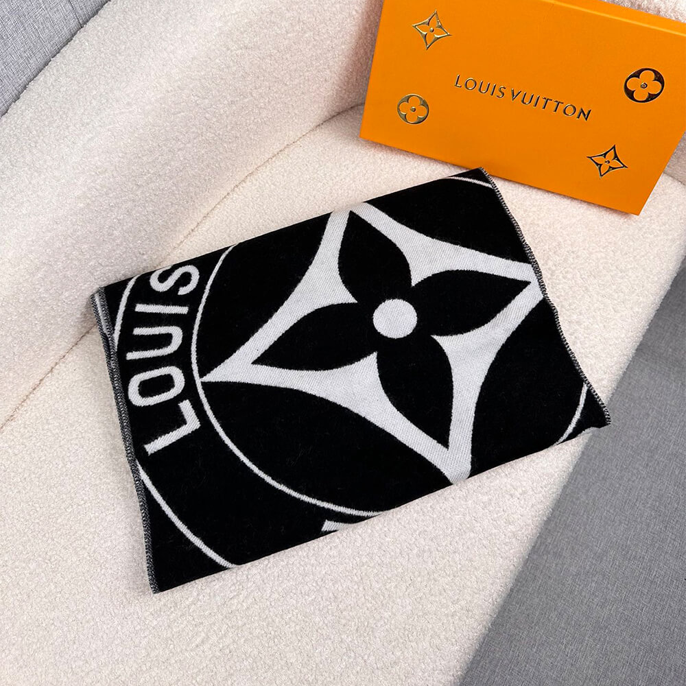 LV Lock And Keys Scarf